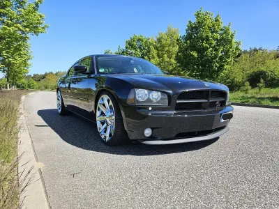 Gebraucht Dodge Charger 375 PS (275 kW) 2010 Schwarz Limousine