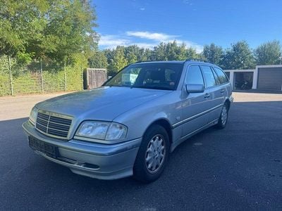 Mercedes C180