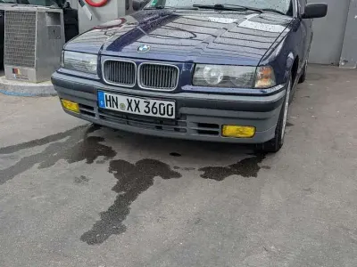 Brugt BMW 316 Sport Line 102 HK (75 kW) 1993 Blå Sedan