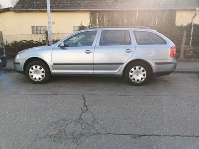 gebraucht Skoda Octavia 1.6 FSI