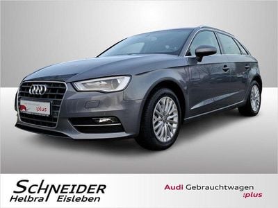 Grau Gebraucht 2015 Audi A3 Comfort Limousine | 17.860 € (Etwas zu teuer)