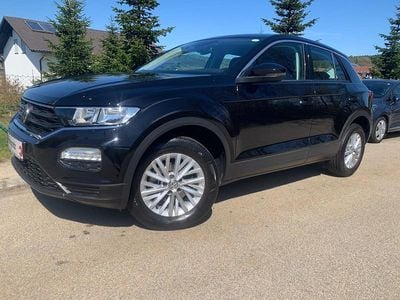 Second-hand VW T-Roc 116 CP (85 kW) 2019 Negru SUV