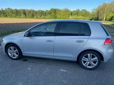 Second-hand VW Golf VII Match 122 CP (89 kW) 2012 Argintiu Berlinǎ