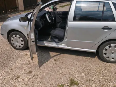 Gebraucht Skoda Fabia 75 PS (55 kW) 2002 Silber Kombi