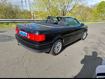 Gebraucht Audi Cabriolet Sport 174 PS (127 kW) 1995 Blau Cabrio