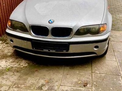 gebraucht BMW 316 Silberfarbe