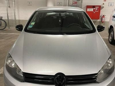 Usado VW Golf 110 HP (80 kW) 2012 Prateado Coupé