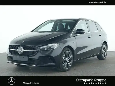 Używany Mercedes B250e Progressive 218 KM (160 kW) 2025 Czarny Minivan