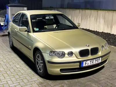 Gebraucht BMW 316 116 PS (85 kW) 2001 Gold Limousine