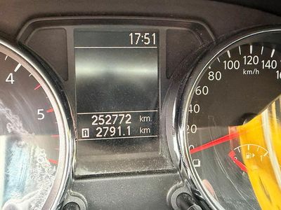 Gebraucht Nissan Qashqai 105 PS (77 kW) 2012 Weiß SUV