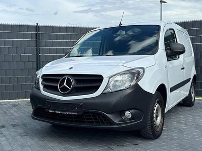 Mercedes Citan 109