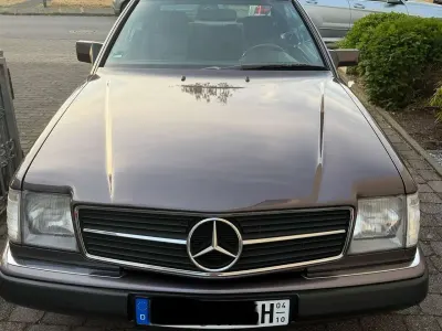 Gebraucht Mercedes 230 132 PS (97 kW) 1992 Braun Coupé