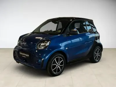 Używany Smart ForTwo Electric Drive 60 kW (82 KM) 2021 Niebieski Kabriolet