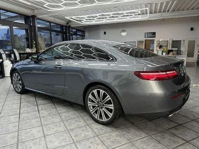 Gebraucht Mercedes E220 Avantgarde 194 PS (142 kW) 2019 Selenitgrau  metalliclack Coupé