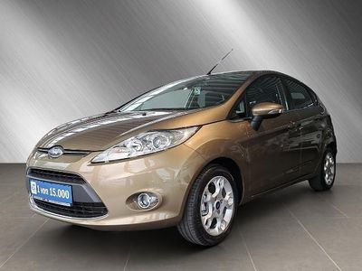 Gebraucht Ford Fiesta Titanium 82 PS (60 kW) 2012 Braun Kleinwagen