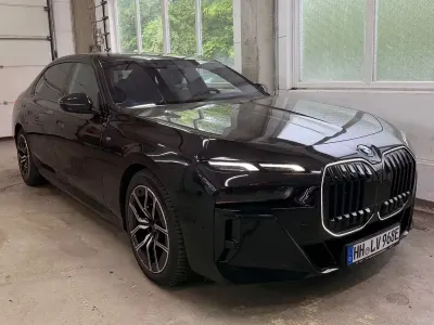 Gebraucht BMW i7 M Sport 334 kW (455 PS) 2024 Schwarz Limousine
