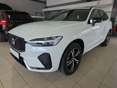 Gebraucht Volvo XC60 R-Design 398 PS (292 kW) 2022 Crystal white SUV