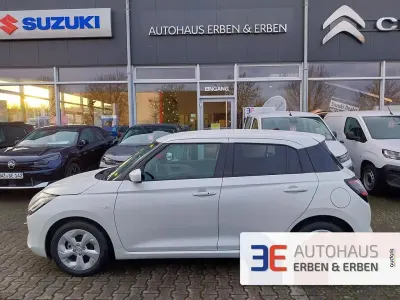 Nuova Suzuki Swift Comfort 83 CV (61 kW) 2026 Bianco Utilitaria