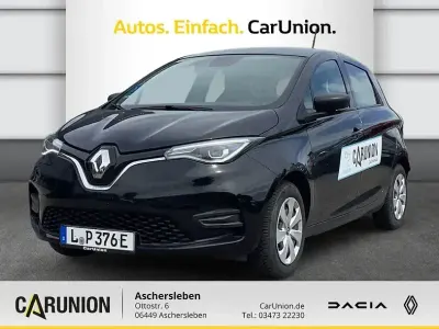 Second-hand Renault Zoe Life 80 kW (109 CP) 2020 Negru Hatchback