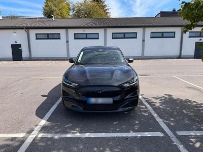 Usata Ford Mustang Mach-E Extended Range 216 kW (294 CV) 2022 Grigio SUV