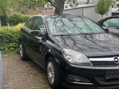 Opel Astra GTC
