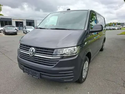 Gebraucht VW Transporter 150 PS (110 kW) 2024 Indiumgrau metallic Van