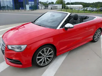 Gebraucht Audi S3 Cabriolet Sport 300 PS (220 kW) 2015 Rot Cabrio
