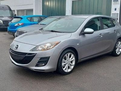 Grau Gebraucht 2011 Mazda 3 Exclusive-Line Limousine | 6.900 € (Fairer Preis)