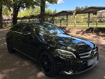 Schwarz Gebraucht 2020 Mercedes C220 Limousine | 21.800 € (Fairer Preis)
