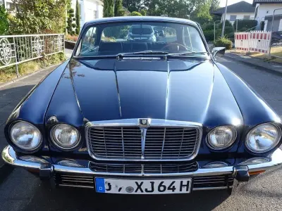 Używany Jaguar XJ6 163 KM (119 kW) 1976 Niebieski Sedan/Limuzyna