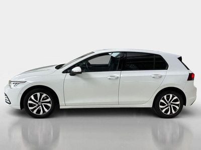 Second-hand VW Golf VIII Active 150 CP (110 kW) 2023 Alb Berlinǎ