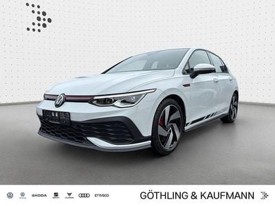 Pure white Gebraucht 2024 VW Golf GTI Clubsport Limousine | 32.940 € (Guter Preis)