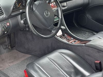Mercedes 230