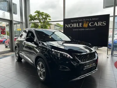 Usado Peugeot 3008 Allure 131 CV (96 kW) 2019 Negro SUV