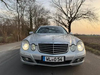 Gebraucht Mercedes E280 Avantgarde 190 PS (139 kW) 2008 Silber Kombi