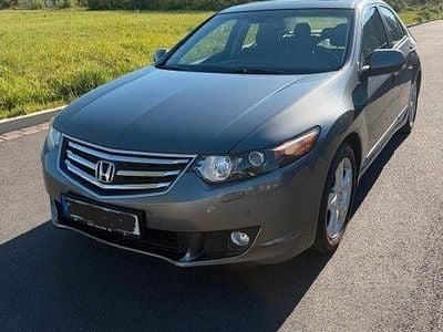 Second-hand Honda Accord Executive 201 CP (147 kW) 2010 Gri Berlinǎ