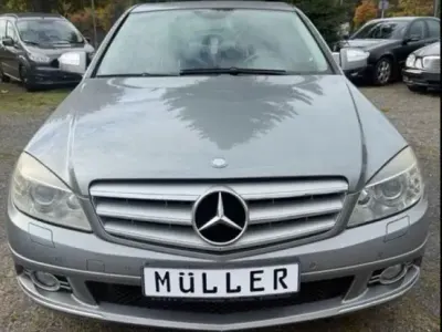 Gebraucht Mercedes C230 Avantgarde 204 PS (150 kW) 2010 Grau Limousine