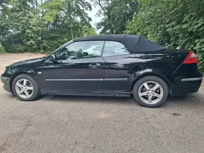 Gebraucht Saab 9-3 Cabriolet Vector 209 PS (153 kW) 2003 Schwarz Cabrio