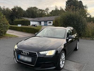 Gebraucht Audi A4 150 PS (110 kW) 2016 Schwarz Kombi