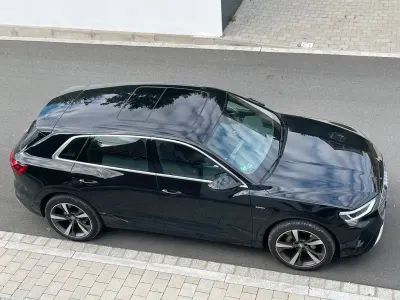 Gebraucht Audi e-tron S-Line 300 kW (408 PS) 2021 Schwarz SUV