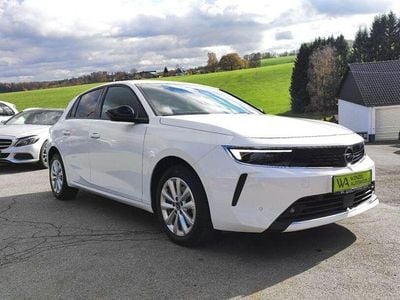 Gebraucht Opel Astra Enjoy 110 PS (80 kW) 2023 Weiß Limousine