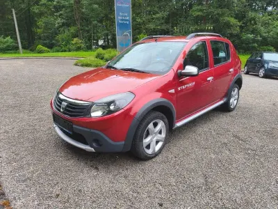 Gebraucht Dacia Sandero Stepway 87 PS (63 kW) 2010 Rot Limousine