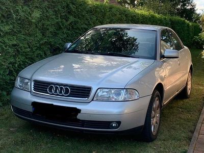 Usata Audi A4 101 CV (74 kW) 2000 Argento Berlina