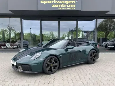 Neu Porsche 992 541 PS (397 kW) 2026 Porscheracinggreenmetallic Cabrio