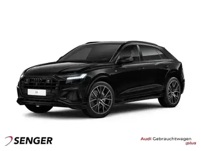 Gebraucht Audi Q8 S-Line 286 PS (210 kW) 2023 Mythosschwarz metallic SUV