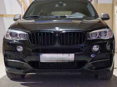 BMW X5 M50