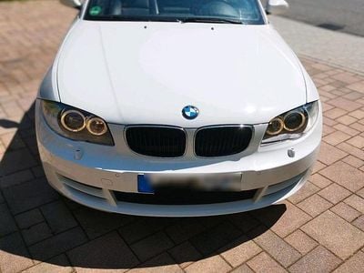 Gebraucht BMW 118 Cabriolet 140 PS (102 kW) 2008 Weiß Cabrio