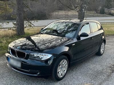 Gebraucht BMW 116 116 PS (85 kW) 2007 Schwarz Kleinwagen