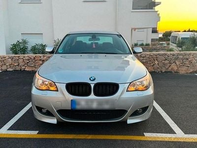 BMW 523