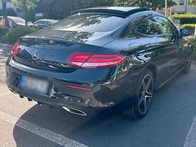 Schwarz Gebraucht 2016 Mercedes C250 AMG line Coupé | 18.800 € (Fairer Preis)